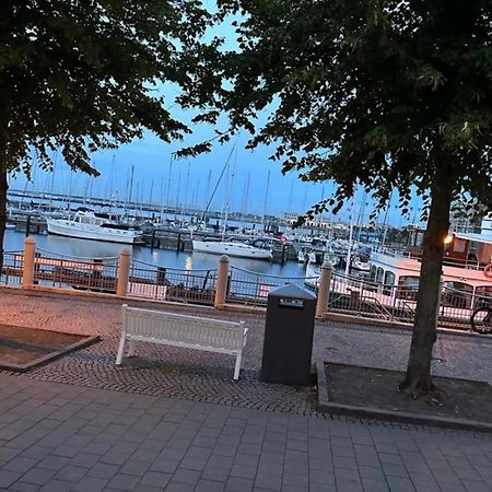 Lighthouse Lodge Росток Екстер'єр фото